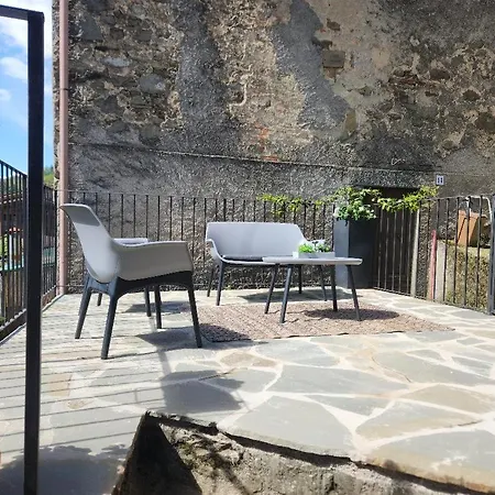 Casa Dell 'vista Gorgeous Remodeled Stone In Rural Northern Tuscany 펜션 Monti di Villa