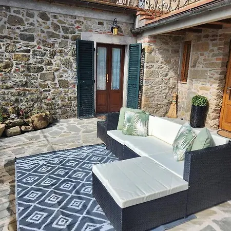 Casa Dell 'vista Gorgeous Remodeled Stone In Rural Northern Tuscany *